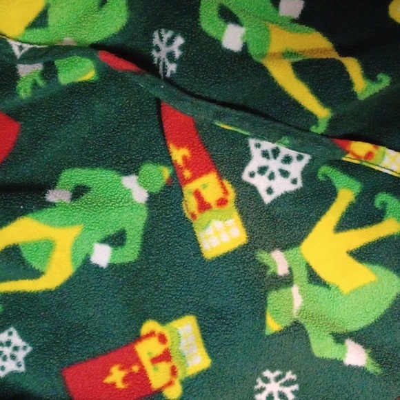 *3 FOR $20 ITEM* Elf Fleece Pajama Pants, Size M - Picture 2 of 5